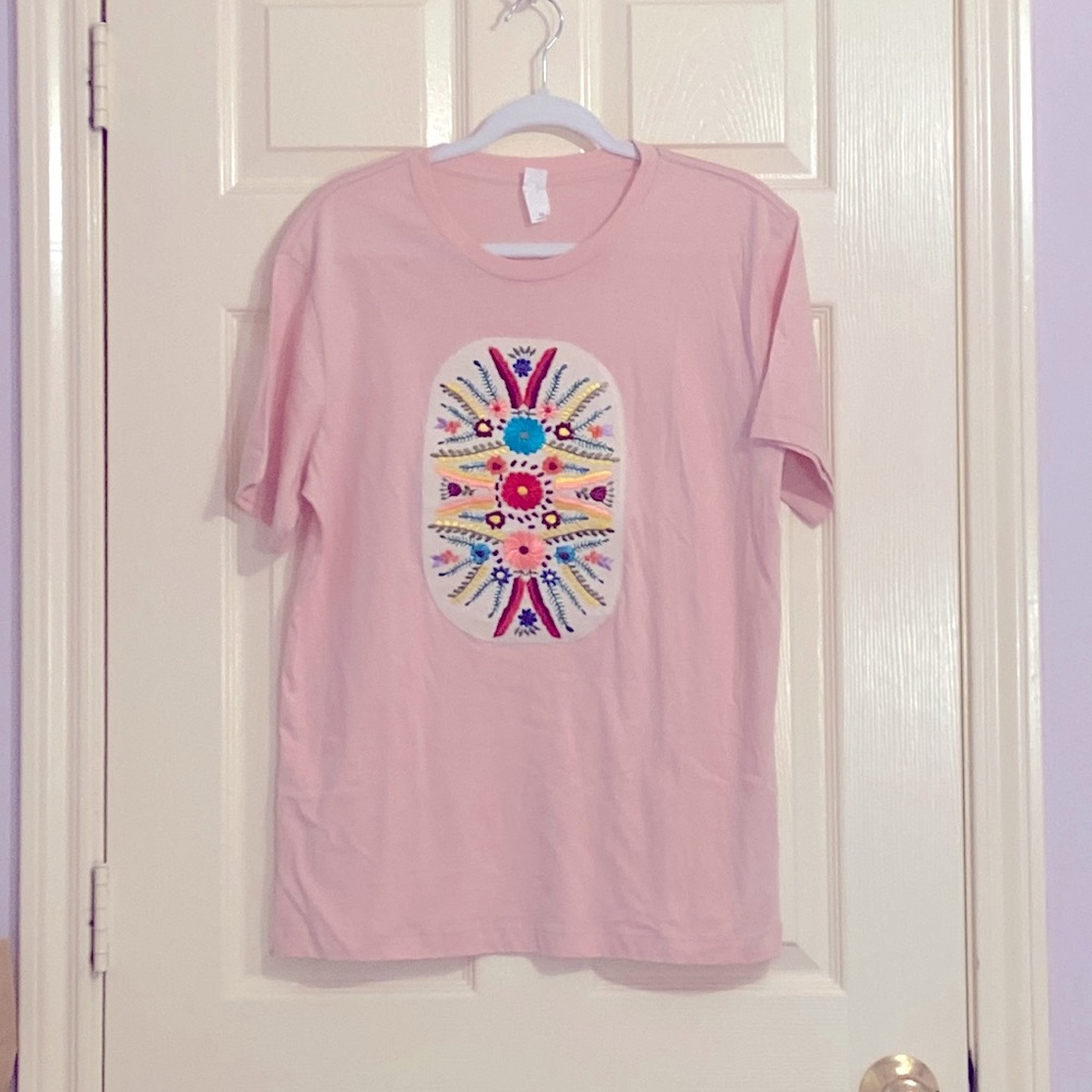 Embroidered Floral Medallion Tee - Pink
